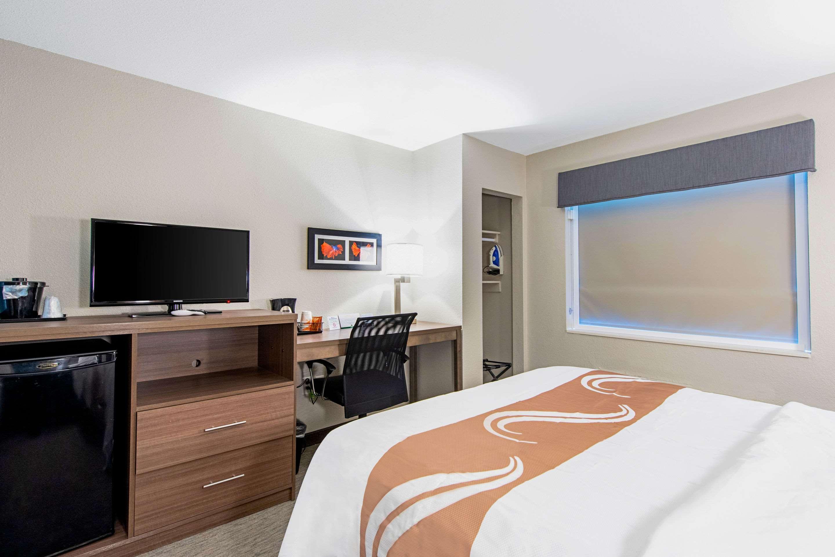 Quality Inn Mishawaka Near Notre Dame Exteriör bild