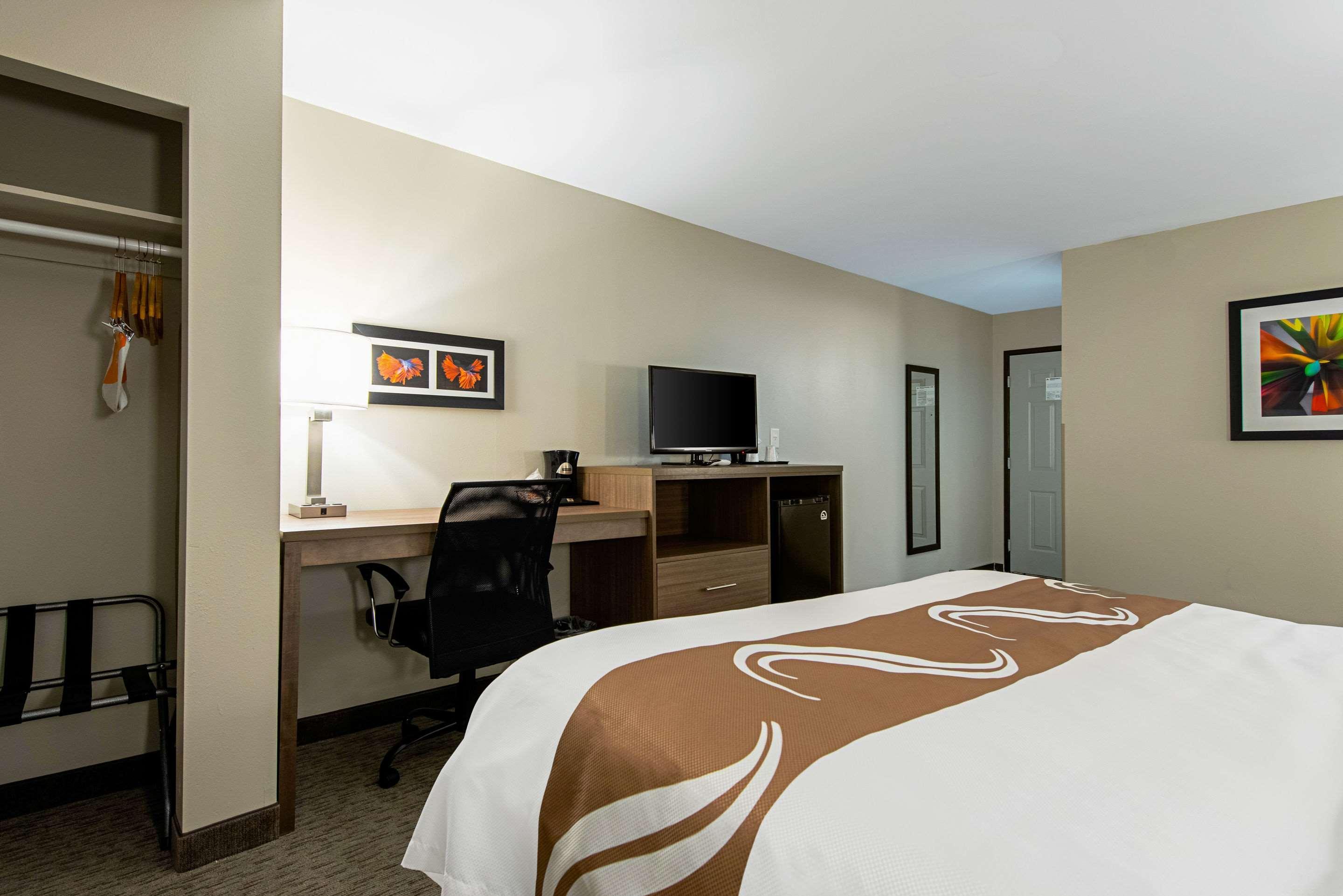 Quality Inn Mishawaka Near Notre Dame Exteriör bild