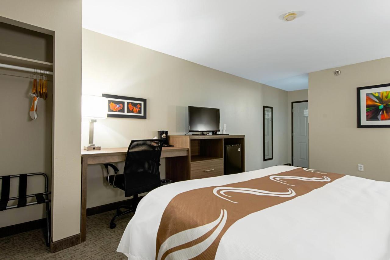 Quality Inn Mishawaka Near Notre Dame Exteriör bild